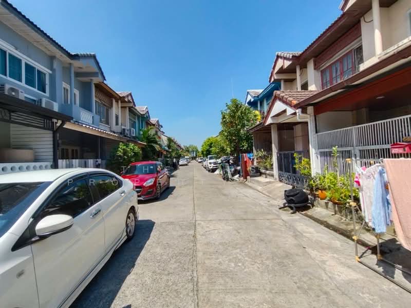วรารักษ์ รามอินทรา, Bangkok, Sam Wa Tawan Tok, Khlong Sam Wa, Bangkok, 3 Bedrooms, 100 sqm, Townhouse For Sale, by The Best Property เจี๊ยบ, 500180238 - DDproperty.com