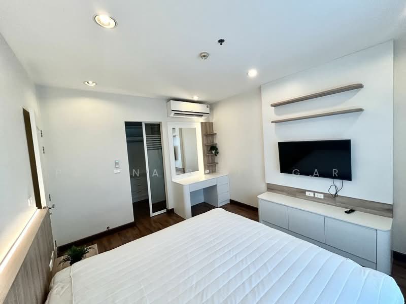 Q House Condo Sathorn, Bangkok, Thonburi Road, Khlong Ton Sai, Khlong San, Bangkok, 2 Bedrooms, 71 sqm, Condo For Rent, by Pavana Sirikogar, 500180250 - DDproperty.com