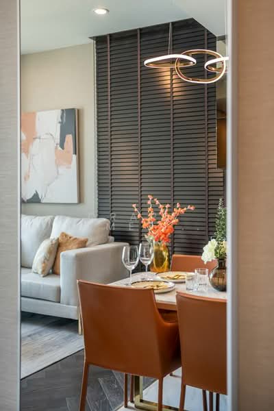 The Esse Sukhumvit 36, Bangkok, Soi Sukhumvit 36, Sukhumvit Road, Phra Kanong, Khlong Toei, Bangkok, 2 Bedrooms, 73 sqm, Condo For Sale, by Orapa Sumetheesirisakul, 500180259 - DDproperty.com