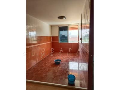 ขาย - ทาวน์เฮ้าส์ 3-ห้องนอน, กรุงเทพ