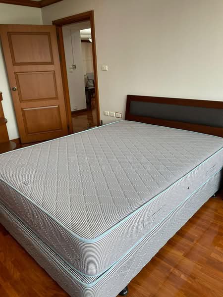 Sachayan Mansion, Bangkok, 43 Soi Sukhumvit 53, Khlong Tan Nua, Watthana, Bangkok, 3 Bedrooms, 270 sqm, Apartment For Rent, by Pavana Sirikogar, 500180296 - DDproperty.com