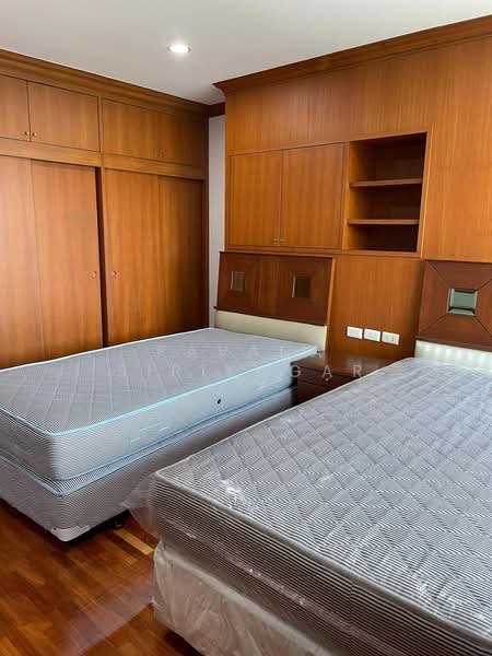 Sachayan Mansion, Bangkok, 43 Soi Sukhumvit 53, Khlong Tan Nua, Watthana, Bangkok, 3 Bedrooms, 270 sqm, Apartment For Rent, by Pavana Sirikogar, 500180296 - DDproperty.com