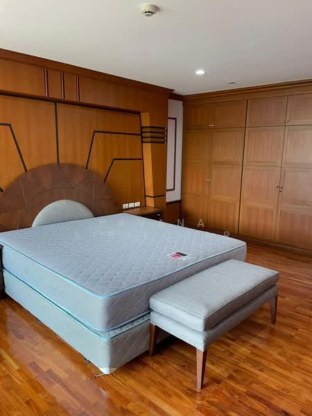 Sachayan Mansion, Bangkok, 43 Soi Sukhumvit 53, Khlong Tan Nua, Watthana, Bangkok, 3 Bedrooms, 270 sqm, Apartment For Rent, by Pavana Sirikogar, 500180296 - DDproperty.com