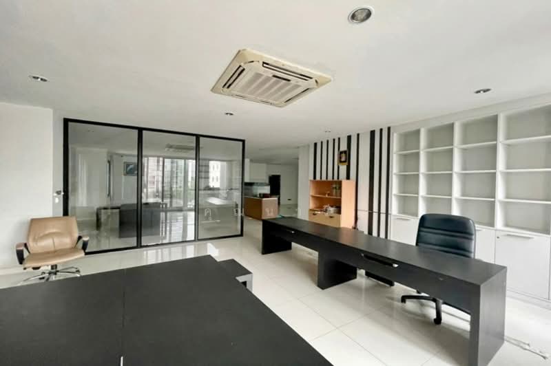 ศรีนครินทร์ 15 สวนหลวง, กรุงเทพ, ศรีนครินทร์, สวนหลวง, สวนหลวง, กรุงเทพ, 450 ตร.ม., สำนักงาน ขาย, โดย คุณนารี, 500180311 - DDproperty.com