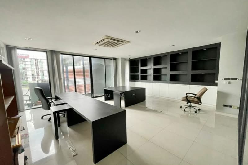 ศรีนครินทร์ 15 สวนหลวง, Bangkok, ศรีนครินทร์, Suan Luang, Suan Luang, Bangkok, , 450 sqm, Office Space For Sale, by คุณนารี, 500180311 - DDproperty.com