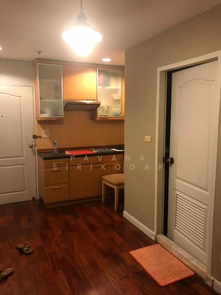 State Tower, Bangkok, 1055 Silom Road, Silom, Bang Rak, Bangkok, 1 Bedroom, 68 sqm, Condo For Rent, by Pavana Sirikogar, 500180314 - DDproperty.com