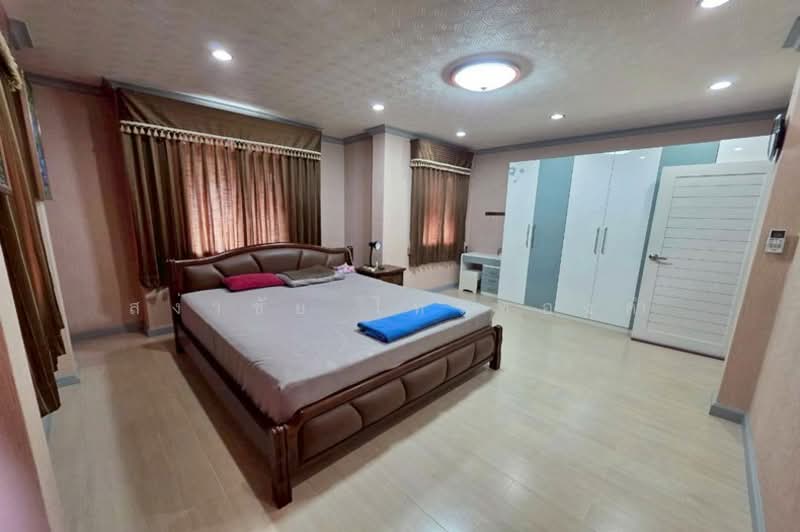 Vararom Prachauthit 98, Bangkok, Soi Pracha Uthit 98, Pracha Uthit Road, Thung Khru, Thung Khru, Bangkok, 3 Bedrooms, 200 sqm, Single Detached House For Sale, by สง่าชัย ไทรทองคำ, 500180315 - DDproperty.com