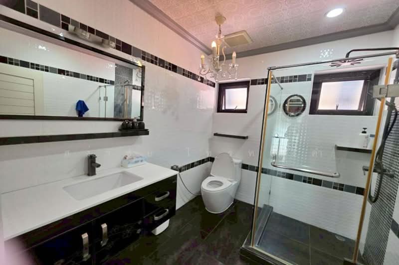 Vararom Prachauthit 98, Bangkok, Soi Pracha Uthit 98, Pracha Uthit Road, Thung Khru, Thung Khru, Bangkok, 3 Bedrooms, 200 sqm, Single Detached House For Sale, by สง่าชัย ไทรทองคำ, 500180315 - DDproperty.com