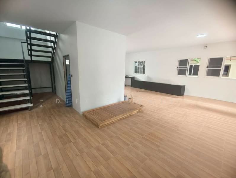 K.C. Garden Home, Bangkok, Nimit Mai Road, Sam Wa Tawan Ok, Khlong Sam Wa, Bangkok, 3 Bedrooms, 150 sqm, Single Detached House For Sale, by DifferEstate, 500180342 - DDproperty.com