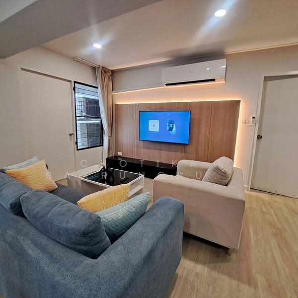 Thonglor Tower, Bangkok, Soi Thonglor, Sukhumvit 55 Road, Khlongtoei Nua, Watthana, Bangkok, 3 Bedrooms, 100 sqm, Condo For Rent, by Chotika Rakrungrueang, 500180346 - DDproperty.com