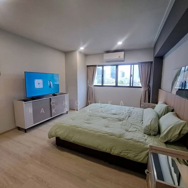 Thonglor Tower, Bangkok, Soi Thonglor, Sukhumvit 55 Road, Khlongtoei Nua, Watthana, Bangkok, 3 Bedrooms, 100 sqm, Condo For Rent, by Chotika Rakrungrueang, 500180346 - DDproperty.com