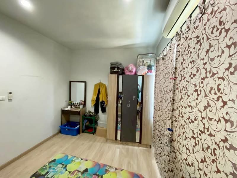 ขาย ทาวน์เฮ้าส์ หลังมุม หมู่บ้าน เปี่ยมสุข S-GATE แจ้งวัฒนะ-กาญจนาภิเษก, Nonthaburi, Lahan, Bang Bua Thong, Nonthaburi, 3 Bedrooms, 90 sqm, Townhouse For Sale, by กรณวัสส์ กัณฑวัสส์วงส์, 500180355 - DDproperty.com