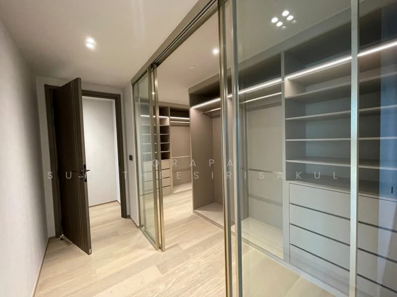 Tonson One Residence, Bangkok, Soi Tonson, Ploenchit Road, Lumphini, Pathum Wan, Bangkok, 3 Bedrooms, 175 sqm, Condo For Sale, by Orapa Sumetheesirisakul, 500180361 - DDproperty.com