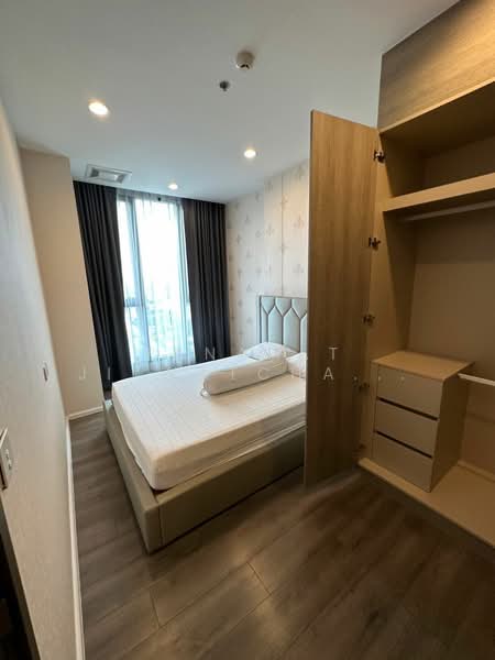 Whizdom Essence, Bangkok, 5 Piyabutr 1 Alley, Bang Chak, Phra Khanong, Bangkok, 1 Bedroom, 34 sqm, Condo For Rent, by Tanapat Jitwatcharakomol, 500180363 - DDproperty.com