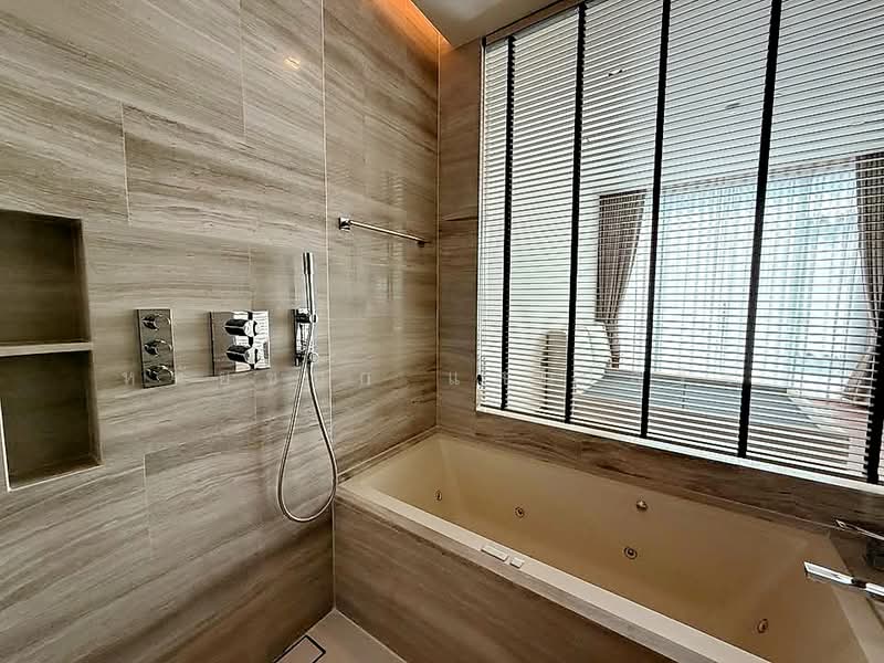 Q1 Sukhumvit, Bangkok, 1 Sukhumvit Road, Khlong Toei, Khlong Toei, Bangkok, 2 Bedrooms, 108 sqm, Condo For Rent, by หทัยชนก แสนเสร็จ, 500180400 - DDproperty.com