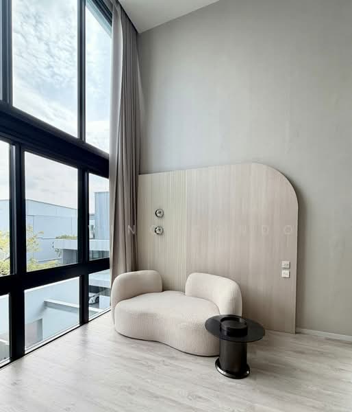 VIVE Krungthep Kreetha, Bangkok, Krungthep Kreetha Road, Saphan Sung, Saphan Sung, Bangkok, 4 Bedrooms, 421 sqm, Single Detached House For Rent, by Living Condo, 500180403 - DDproperty.com