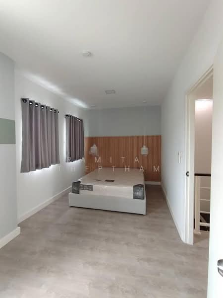 ทาวน์เฮ้าส์ 3-ห้องนอน, กรุงเทพ, คลองจั่น, บางกะปิ, กรุงเทพ, 150 ตร.ม., ทาวน์เฮ้าส์ ให้เช่า, โดย Ramita  Theptham, 500180459 - DDproperty.com