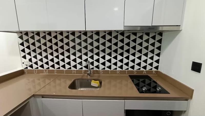 Maestro 01 Sathorn-Yenakat, Bangkok, 14 Yen Akat Road, Thung Maha Mek, Sathon, Bangkok, 1 Bedroom, 34 sqm, Condo For Sale, by Orapa Sumetheesirisakul, 500180461 - DDproperty.com