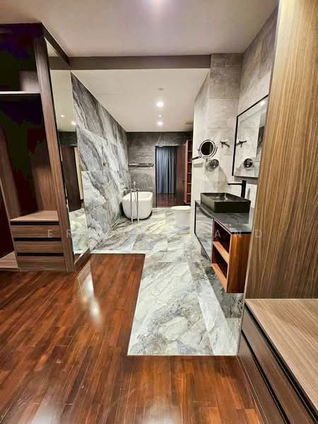 ขาย - Baan Klang Krung Thonglor : บ้านกลางกรุงทองหล่อ, กรุงเทพ