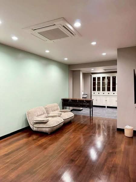 ขาย - Baan Klang Krung Thonglor : บ้านกลางกรุงทองหล่อ, กรุงเทพ