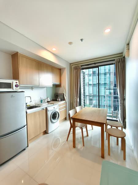 Villa Asoke, Bangkok, 1588 New Petchburi Road, Makkasan, Ratchathewi, Bangkok, 1 Bedroom, 40 sqm, Condo For Sale, by Orapa Sumetheesirisakul, 500180534 - DDproperty.com