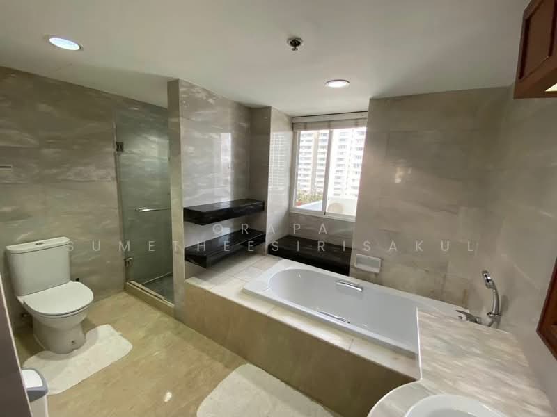 33 Tower, Bangkok, 399 Sukhumvit Road, Khlong Tan Nua, Watthana, Bangkok, 3 Bedrooms, 270 sqm, Condo For Sale, by Orapa Sumetheesirisakul, 500180586 - DDproperty.com