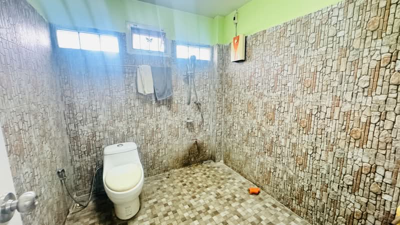 บ้านเดี่ยวพร้อมที่ดินบางละมุง ชลบุรี, Chon Buri (Pattaya), Huai Yai, Bang Lamung (Pattaya), Chon Buri (Pattaya), 3 Bedrooms, 200 sqm, Single Detached House For Sale, by The Best Property ดา, 500180606 - DDproperty.com