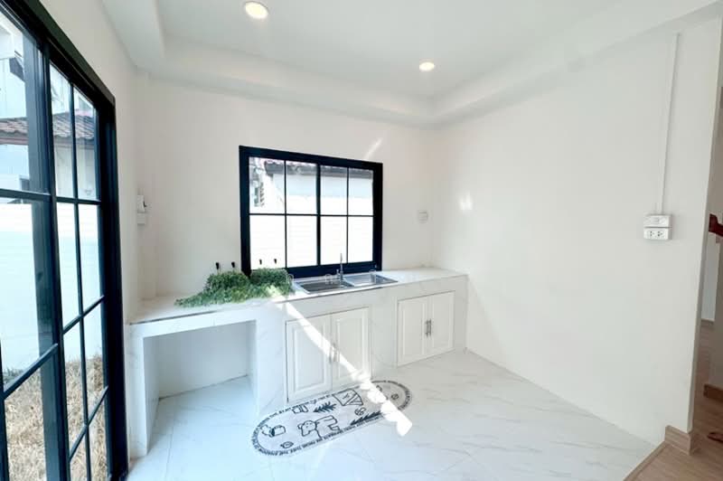 ถาวรนิเวศน์ 2, Bangkok, ถนนบางนา-ตราด, Bang Na Tai, Bang Na, Bangkok, 4 Bedrooms, 120 sqm, Semi-Detached House (Twin House) For Sale, by คุณปิ่น, 500180609 - DDproperty.com