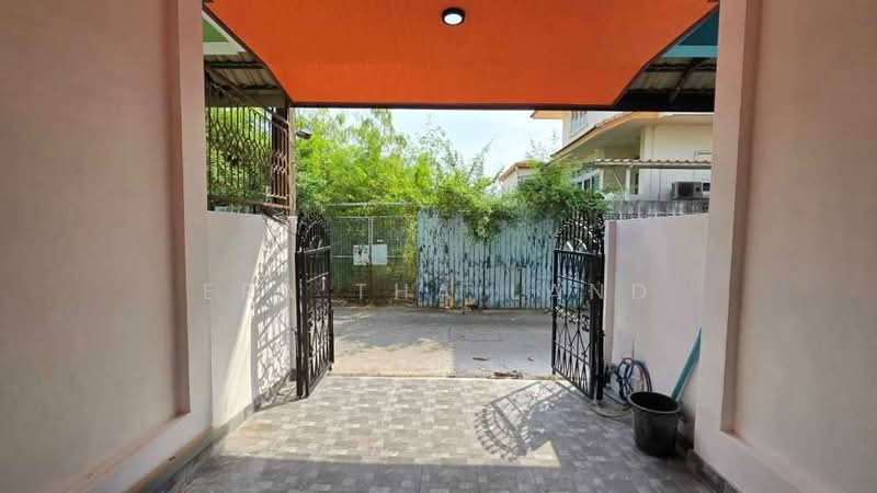 ขายทาวน์เฮาส์ 2ชั้น, Saraburi, Pak Prieo, Muang Saraburi, Saraburi, 2 Bedrooms, 112 sqm, Townhouse For Sale, by ERA Thailand, 500180616 - DDproperty.com