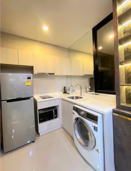 Life Asoke, Bangkok, Asoke-Dindang Road, Bang Kapi, Huai Khwang, Bangkok, 1 Bedroom, 35 sqm, Condo For Rent, by Pavana Sirikogar, 500180631 - DDproperty.com