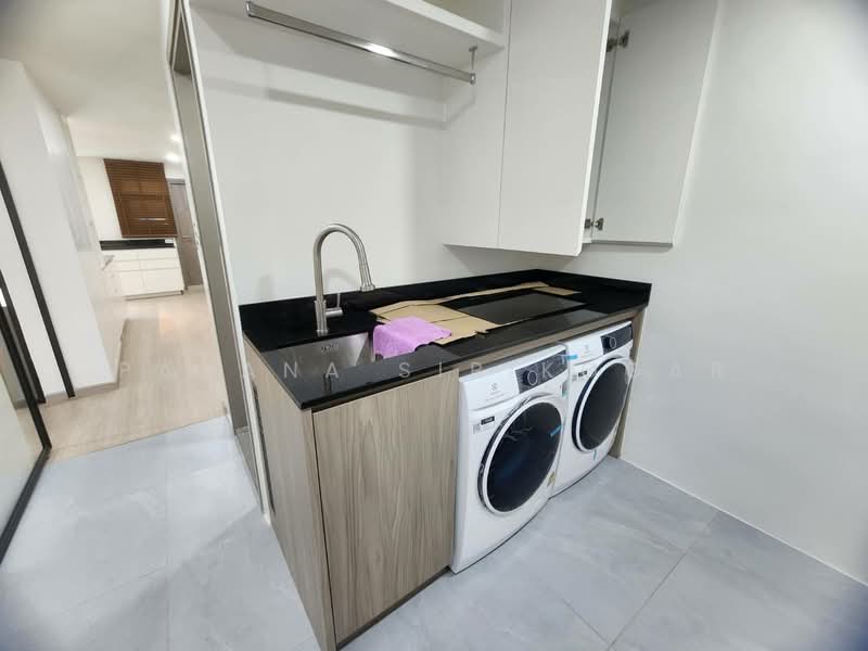 Grand Ville House 2, Bangkok, Soi Sukhumvit 19, Khlongtoei Nua, Watthana, Bangkok, 3 Bedrooms, 253 sqm, Condo For Rent, by Pavana Sirikogar, 500180635 - DDproperty.com