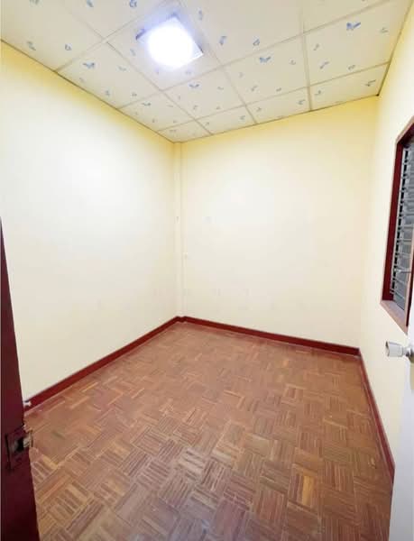 ทำเล BTS สะพานใหม่ ซ.พหลโยธิน 52 ให้เช่าทาวน์เฮ้าส์ 2 ชั้น บ้านพร้อมอยู่ ทำเลดี, Bangkok, พหลโยธิน, Khlong Tanon, Sai Mai, Bangkok, 3 Bedrooms, 150 sqm, Townhouse For Rent, by บุษบา รัตนวงษ์ชัย, 500180638 - DDproperty.com