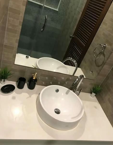 Rawee Waree Residence, Chiang Mai, Nimmanhaemin Road, Su Thep, Muang Chiang Mai, Chiang Mai, Studio, 42 sqm, Condo For Sale, by วราพร ตางจงราช, 500180646 - DDproperty.com