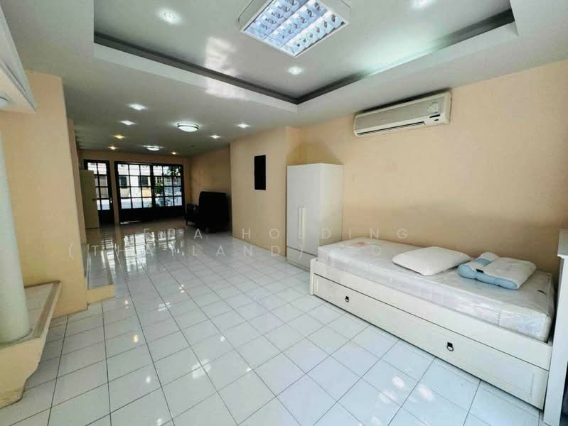 Moo Baan Chicha Castle, Bangkok, Sukhumvit 31, Khlongtoei Nua, Watthana, Bangkok, 4 Bedrooms, 350 sqm, Townhouse For Rent, by ERA Holding (Thailand) Co., Ltd., 500180647 - DDproperty.com