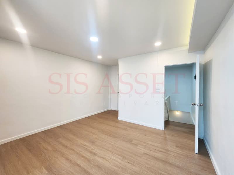 For Sale - Moobaan Rung Rueang House Phahon Yothin 54, Bangkok