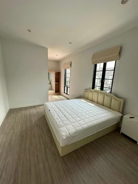 Burasiri Panyaintra, Bangkok, Khlong Song Road, Bang Chun, Khlong Sam Wa, Bangkok, 5 Bedrooms, 373 sqm, Single Detached House For Rent, by Khun Eve, 500180652 - DDproperty.com