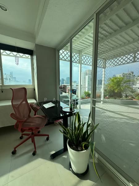 Supalai Place Sukhumvit 39, Bangkok, 175-179 Soi Sukhumvit 39 Sukhumvit Road, Khlong Tan Nua, Watthana, Bangkok, 4 Bedrooms, 409 sqm, Condo For Rent, by Pavana Sirikogar, 500180674 - DDproperty.com