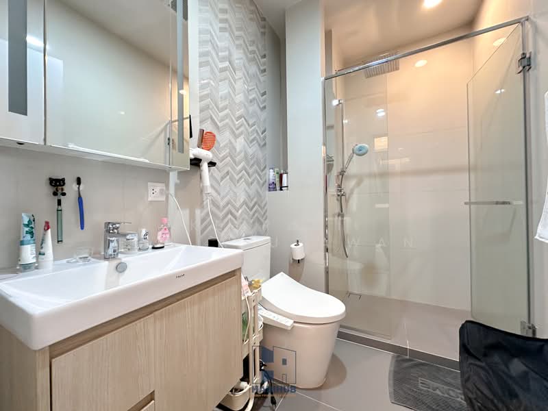 Oka Haus Sukhumvit 36, Bangkok, 3399 Rama 4 Road, Khong Tan, Khlong Toei, Bangkok, 3 Bedrooms, 87 sqm, Condo For Sale, by Keerati Benjasupawan, 500180676 - DDproperty.com