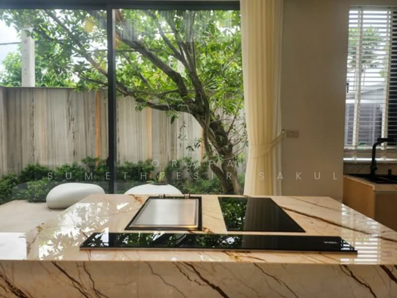 3-BR Townhouse, Bangkok, Bang Chak, Phra Khanong, Bangkok, 3 Bedrooms, 209 sqm, Townhouse For Sale, by Orapa Sumetheesirisakul, 500180677 - DDproperty.com