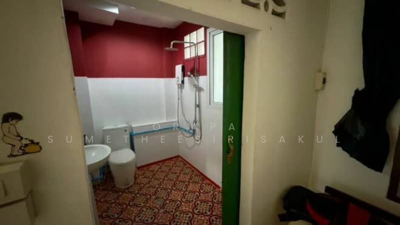 3-BR Townhouse, Bangkok, Thung Wat Don, Sathon, Bangkok, 3 Bedrooms, 300 sqm, Townhouse For Sale, by Orapa Sumetheesirisakul, 500180704 - DDproperty.com