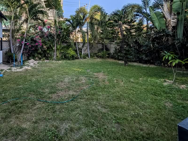 บ้านพักพร้อมสระว่ายน้ำส่วนตัวให้เช่าบนเนินเขาพระตำหนัก, ชลบุรี, บางละมุง, บางละมุง, ชลบุรี, 440 ตร.ม., บ้านเดี่ยว ให้เช่า, โดย PLC Real Estate, 500180771 - DDproperty.com