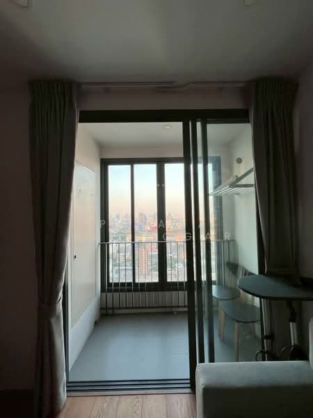 Q Chidlom-Phetchaburi, Bangkok, 1088 Phetchaburi Road, Makkasan, Ratchathewi, Bangkok, 2 Bedrooms, 63 sqm, Condo For Rent, by Pavana Sirikogar, 500180791 - DDproperty.com