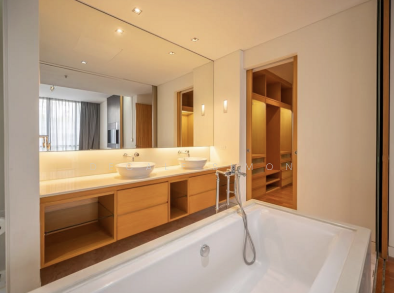 Domus 18, Bangkok, Soi Sukhumvit 18, Khlong Toei, Khlong Toei, Bangkok, 3 Bedrooms, 170 sqm, Condo For Rent, by Decalf Simon, 500180819 - DDproperty.com