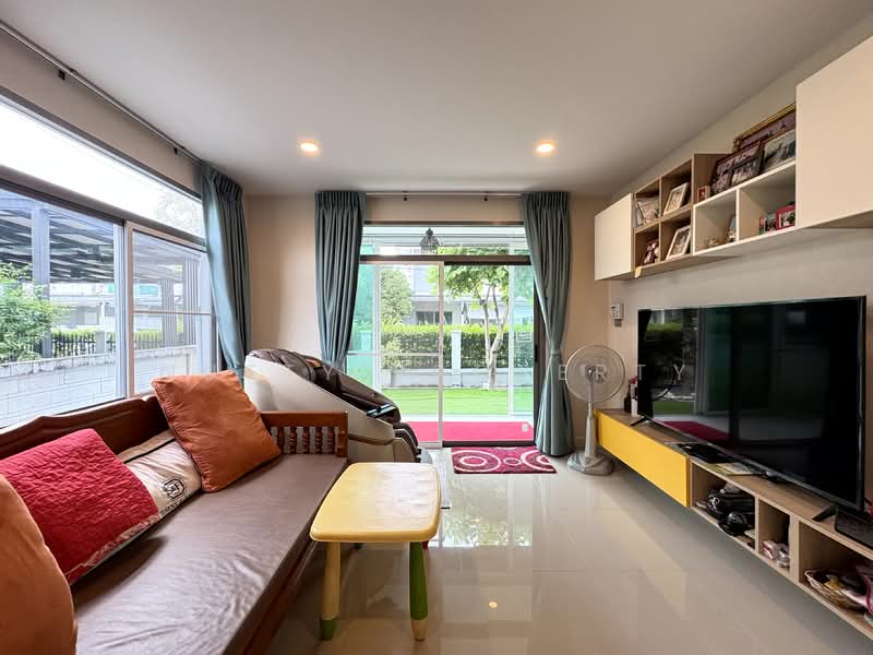 Perfect Place Rama 9-Krungthep Kreetha, Bangkok, Srinakarin - Rom Klao Road, Khlong Song Ton Nun, Lat Krabang, Bangkok, 4 Bedrooms, 175 sqm, Single Detached House For Sale, by Nutty Property, 500180869 - DDproperty.com