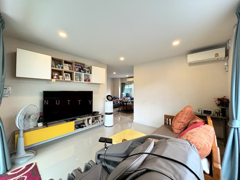 Perfect Place Rama 9-Krungthep Kreetha, Bangkok, Srinakarin - Rom Klao Road, Khlong Song Ton Nun, Lat Krabang, Bangkok, 4 Bedrooms, 175 sqm, Single Detached House For Sale, by Nutty Property, 500180869 - DDproperty.com