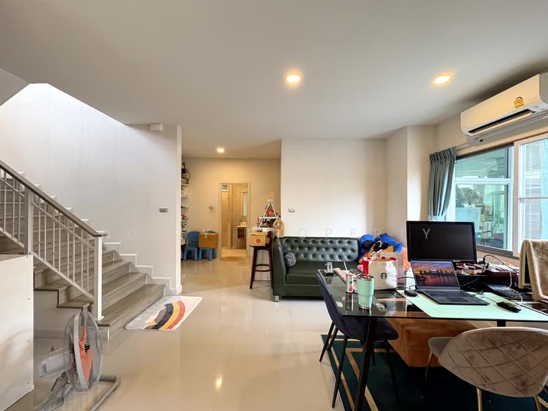 Perfect Place Rama 9-Krungthep Kreetha, Bangkok, Srinakarin - Rom Klao Road, Khlong Song Ton Nun, Lat Krabang, Bangkok, 4 Bedrooms, 175 sqm, Single Detached House For Sale, by Nutty Property, 500180869 - DDproperty.com