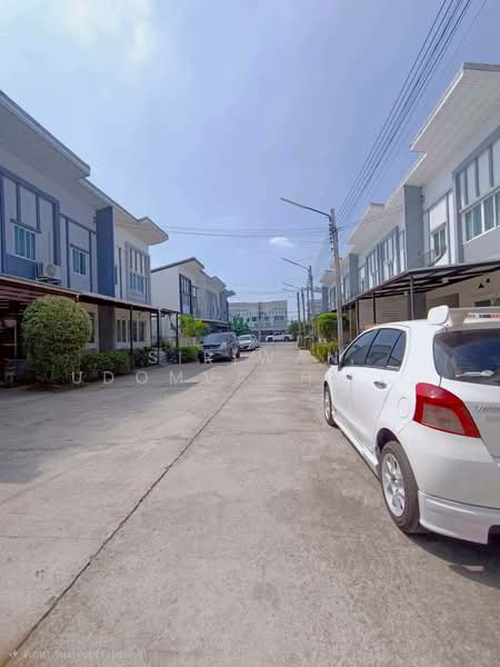 Lanceo Nov Ramintra-Kubon 38, Bangkok, Soi Kubon 38, Bang Chun, Khlong Sam Wa, Bangkok, 4 Bedrooms, 130 sqm, Townhouse For Sale, by Siriwan Udomvachaphun, 500180892 - DDproperty.com