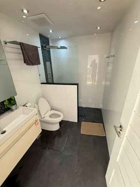 Monterey Place, Bangkok, Rama 4 Road, Khlong Toei, Khlong Toei, Bangkok, 2 Bedrooms, 78 sqm, Condo For Rent, by Pavana Sirikogar, 500180926 - DDproperty.com