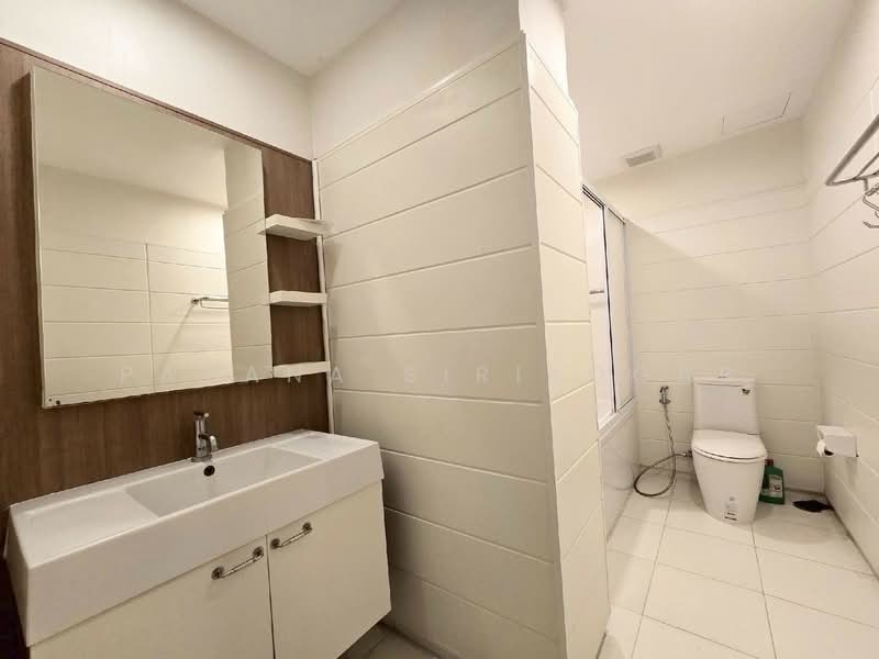 Q House Condo Sathorn, Bangkok, Thonburi Road, Khlong Ton Sai, Khlong San, Bangkok, 2 Bedrooms, 71 sqm, Condo For Rent, by Pavana Sirikogar, 500180942 - DDproperty.com