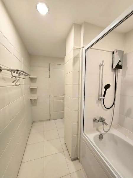 Q House Condo Sathorn : คิวเฮ้าส์ คอนโด สาทร, กรุงเทพ, ถนนกรุงธนบุรี แขวงคลองต้นไทร เขตคลองสาน กรุงเทพมหานคร 10600, คลองต้นไทร, คลองสาน, กรุงเทพ, 71 ตร.ม., คอนโด ให้เช่า, โดย Pavana Sirikogar, 500180942 - DDproperty.com